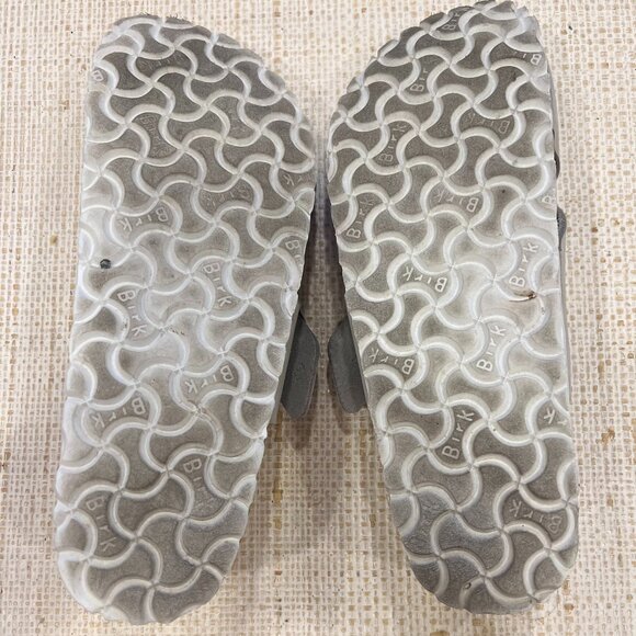 "Marshmallow" Nubuck Leather Birkenstok Arizona Big Buckle Sandals Sz 38 / 7 - Picture 3 of 3